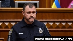 Клименко зазначив, що за номером 1536 працюватиме гаряча лінія з питань соцзахисту