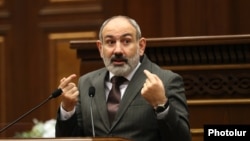 Վարչապետ Նիկոլ Փաշինյանը խորհրդարանում, արխիվ