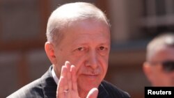 Він не уточнив, чи відбувся обмін, і не повідомив інших подробиць