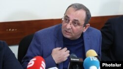 Արծվիկ Մինասյան