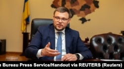 Таким чином Семен Кривонос відповів на запитання, що робитиме НАБУ, якщо в справі про топкорупцію детективам необхідно буде допитати Володимира Зеленського