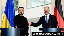 Президент України Володимир Зеленський на пресконференції під час візиту до Німеччини. Берлін, 14 травня 2023 року