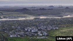 За словами Олександра Штупуна, поблизу Мар’їнки (на фото) Сили оборони протягом дня відбили майже 20 російських атак