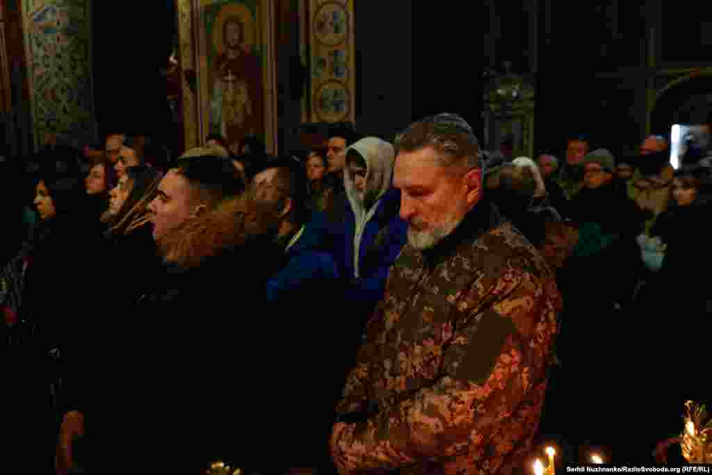 До 2019 року був старшим кулеметником у бригаді швидкого реагування Національної гвардії України &laquo;Рубіж&raquo;