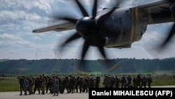 Военнослужащие НАТО во время учений «SWIFT RESPONSE 24» в Румынии