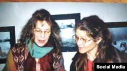 Джейн Биркин а, Одд Мерлин