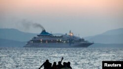 په وروستیو کلونو کې د سوریې، افغانستان او پاکستان زرګونه کډوال له ترکیې د اوبو او وچې له لارې یونان ته تللي دي.