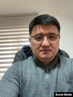 Нурлан Максүтов.