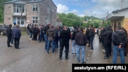 Կիրանցի բնակիչները Ոսկեպար տանող ճանապարհին, 16-ը մայիսի, 2024թ․