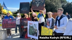 У Римі під час маніфестації представники громади і родичі увʼязнених передали лист-звернення до керівництва МЗС Італії 