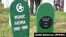 Beba Fatima Muhić ukopana je u Memorijalnom centru u Potočarima.