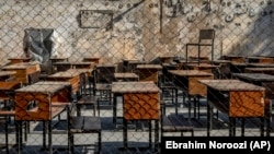 یک مکتب خالی از دانش آموز در کابل. پس از برگشت به قدرت طالبان دروازه مکاتب متوسطه و لیسه را به روی دختران بستند