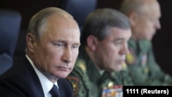 Риторика Кремля свідчать, що президент Володимир Путін «залишається незацікавленим у значущих переговорах і будь-якій домовленості, яка б завадила йому зруйнувати незалежну українську державу», вважає Інститут