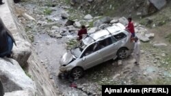 په افغانستان کې وخت په وخت ټرافیکي پېښې کېږي - انځور له ارشیفه. 