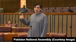 محسن داور عضو پارلمان پاکستان و از رهبران جنبش تحفظ پشتون