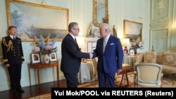 Велика Британија - Кир Стармер, новиот премиер на Велика Британија и Кралот Чарлс, 5 јули 2024 година. 