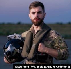 26 серпня Україна вперше побачила фото Андрія Пільщикова без маски на обличчі. Того, кого вважала «Привидом Києва», того, хто став очима і голосом української авіації на перемовинах по F-16