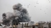Дим се издига след израелски удари в Газа, 9 октомври 2023 г.
