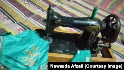 طالبان به زنان دستور داده که برای دوخت لباس شان نزد خیاط های مرد مراجعه نکنند. 