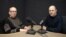 Comentatorul politic Vitalie Ciobanu și jurnalistul Eugen Urușciuc în studioul Europei Libere Moldova. 