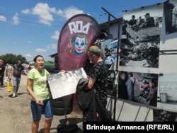 Surpriza e mare când personajul din fotografie nu seamănă cu cel din viață