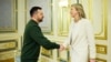 Президент України Володимир Зеленський на зустрічі із міністеркою оборони Нідерландів Кайсою Оллонґрен. Київ, 20 серпня 2024 року. Фото ілюстративне