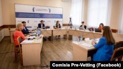 Audieri în cadrul comisiei pre-vetting. 