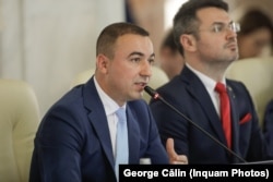 Bogdan Ivan, ministrul Economiei, a afirmat în martie 2025 că la Victoria se vor fabrica pulberi militare în maximum doi ani.