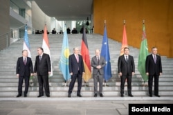 Президенты стран Центральной Азии и канцлер Германии Олаф Шольц во время саммита в Берлине. 29 сентября 2023 года