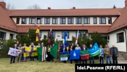 Чарада катнашучылар