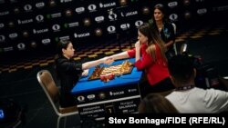 Нургюл Салимова и Александра Горячкина на финала на Световната купа.