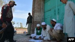 په بنو کې سرشمېرنه روانه ده. انځور د مارچ د ۱۴مې دی. 