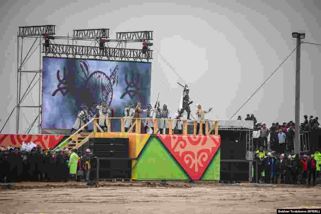 13-мартта башталган көк бөрү боюнча Нооруз-2024 республикалык мелдешине 39 команда катышты. Алар төрт лигага бөлүнүп ойноду. Жогорку лига - 6 команда, Биринчи лига - 11 команда, Экинчи лига - 16 команда жана Легендалар лигаcында 6 команда.