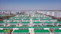 Diňle: Arkada jaý we iş korrupsiýasynyň özüne çekiji 'merkezine' aýlanýar