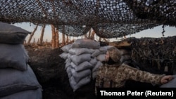 Піхотинець 58-ї ОМПБр ЗСУ на позиціях у Донецькій області, 13 квітня 2024 року