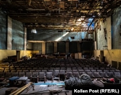 The theater in the back of the Palace of Culture in Luch.