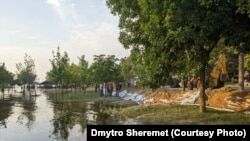 Роботи з укріплення берега на Намиві (мікрорайон міста) у Миколаєві, 7 червня 2023 року