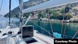 Јахтата на Арсениј во Медитеранот