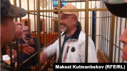 Автордун пикири "Азаттыктын" көз карашын чагылдырбай турганын эскертебиз. 