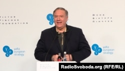 Майк Помпео