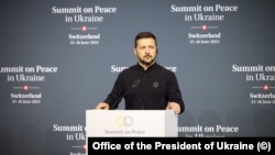 Володимир Зеленський вважає, що та кількість країн, які вже приєдналися до спільного комюніке про основи миру, – це «дуже серйозний результат».
