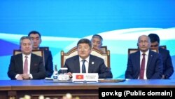 Акылбек Жапаров.