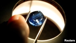 Procjena dragog kamena, ilustrativna fotografija