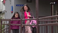 پناهجویان افغان در پولند از"برخورد دوگانه با پناهجویان افغان و اوکراینی" سخن میگویند
