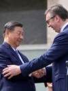Si i Vučić o 'zajedničkoj budućnosti' pred hiljadama ljudi na dočeku u Beogradu