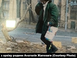 Анатолій Жаловага, це фото батьки вивісили у кімнаті сина