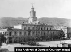 Площадът на свободата в Тбилиси, днешна Грузия