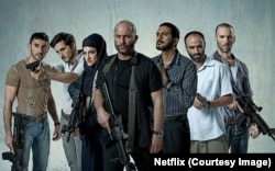 Imagine din serialul Fauda care ilustrează un război fictiv, similar însă celui din realitate.