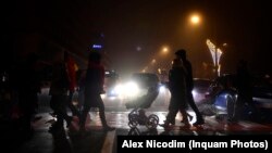 Iluminatul public a înregistrat un consum cu 20% mai mic în ianuarie, față de aceeași lună din 2022. Pe fondul temerilor legate de o criză energetică, unele localități au restricționat încă din toamnă programul de furnizare al iluminatului. 