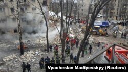 Близько 04:00 та 07:20 російські війська завдали кілька ударів по Київському і Салтівському районам Харкова